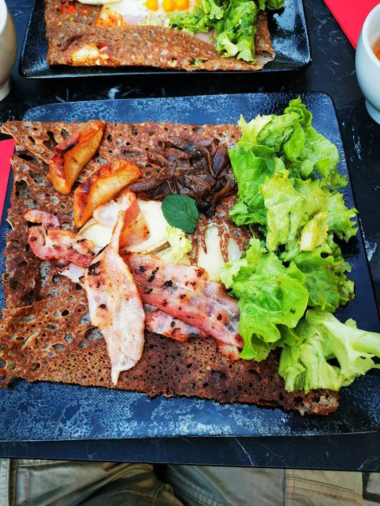 Jean-francois Perigaud_Crêperie Au Bon Grain_Angoulins_review