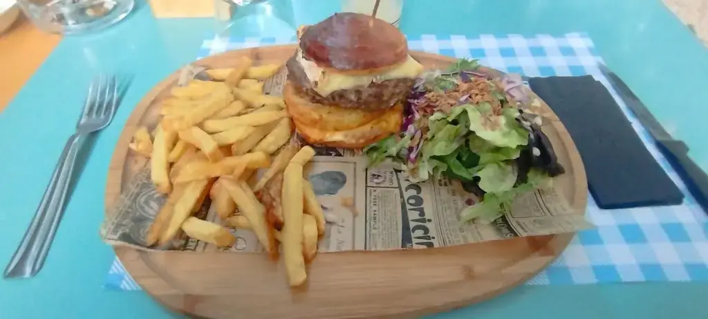 Mickael Monguzzi_Mamie paillette_Jaujac_reseña