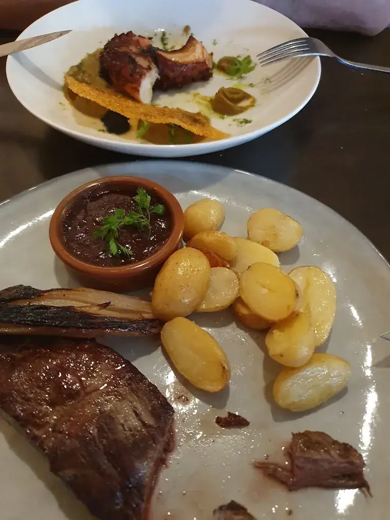 Teresa Diez_Bistrot La Petite Cabane_Châtelaillon-Plage_review