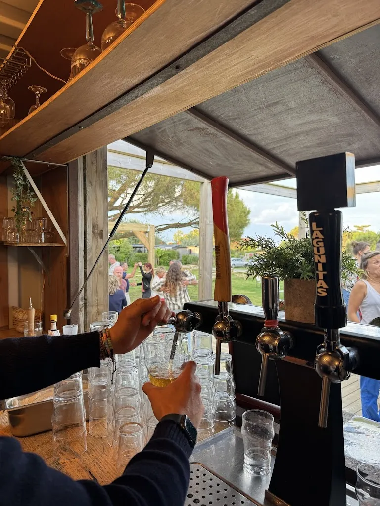 La Baie des Îles restaurant in Angoulins