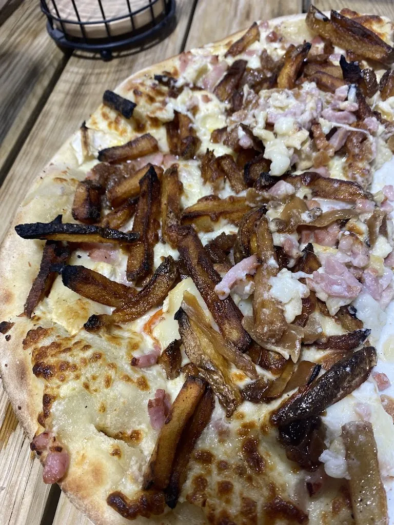 Delizia pizzas_Angresse_slider_image_3