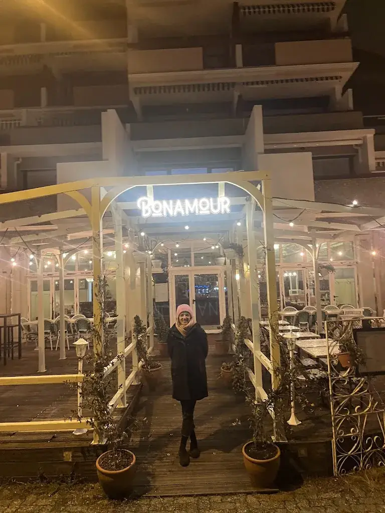 jakob burkhart_Bonamour Brasserie_Capbreton_review