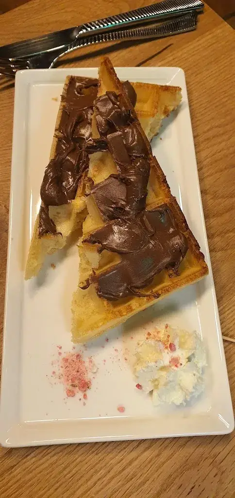 Nathalie PERCHERON_La Table Enchantée_Thueyts_review