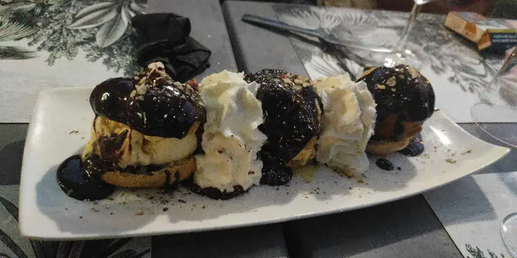 Laurence Poux_Lou Tiap_Saubion_review