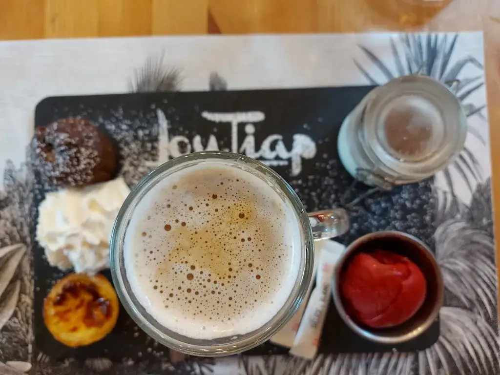 Lou Tiap_Saubion_slider_image_3