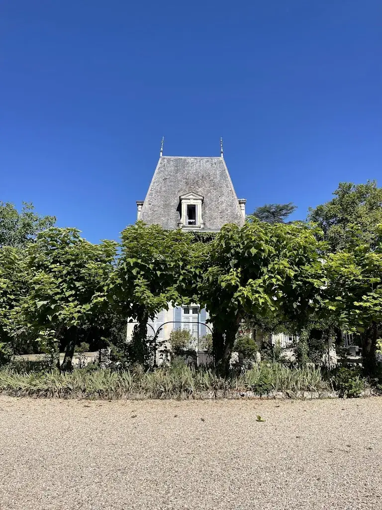 Jeremy Davies Betancourt_Chateau De Lalande_Annesse-et-Beaulieu_review