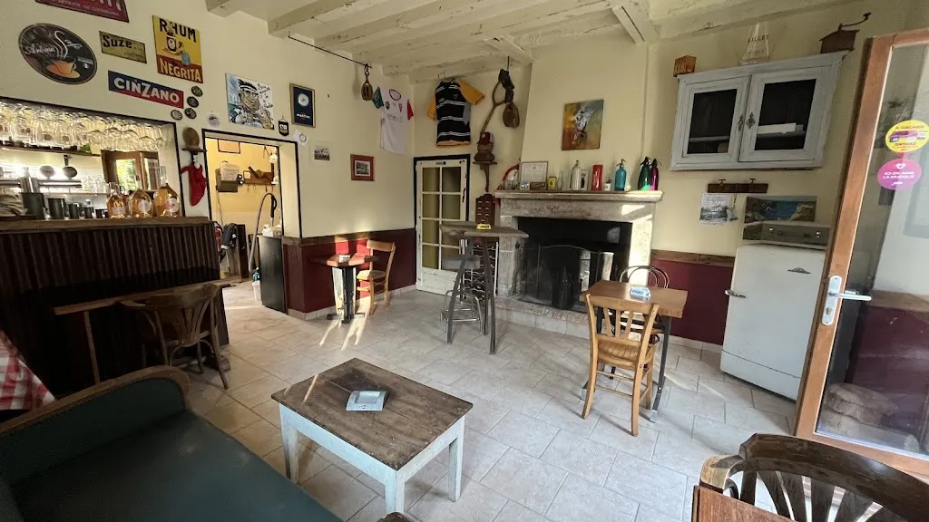 La Guinguette de la Roche_Marsac-sur-l'Isle_slider_image_1