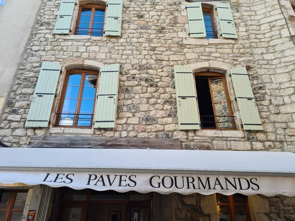 Christoffer Isip_Les Pavés Gourmands_Thueyts_review