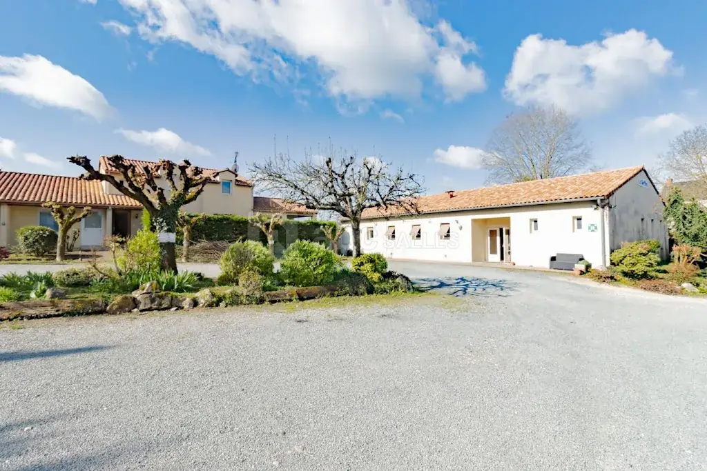 Logis Hôtel l'Authentique ristorante a Razac-sur-l'Isle