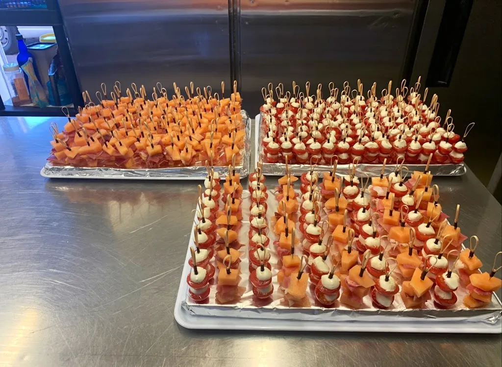 Café Chez Bébert Restaurant_Montrem_slider_image_2