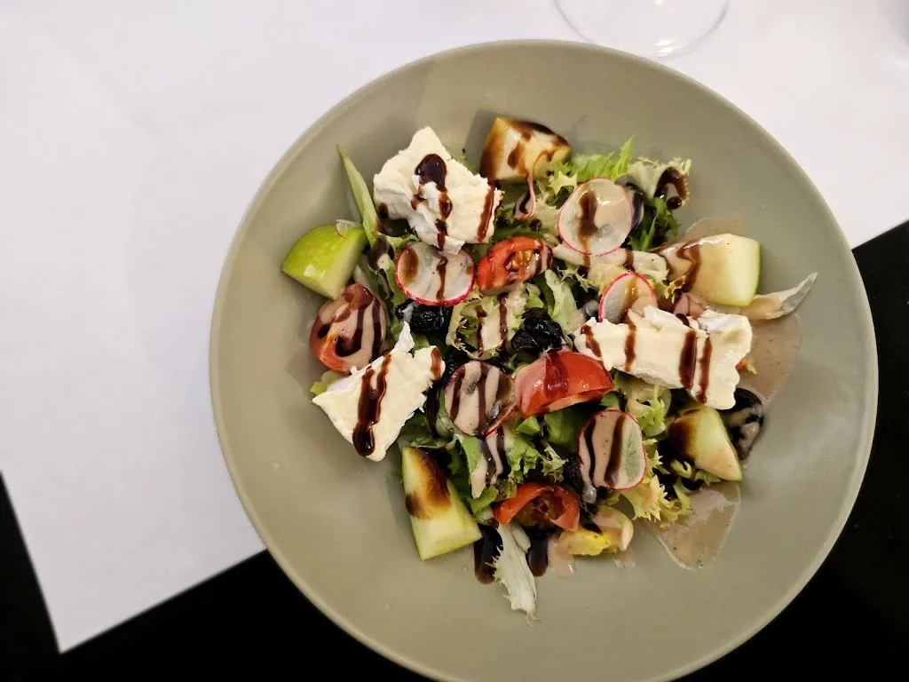 Myriam S_Les Mûriers - Restaurant Café_Meyras_review