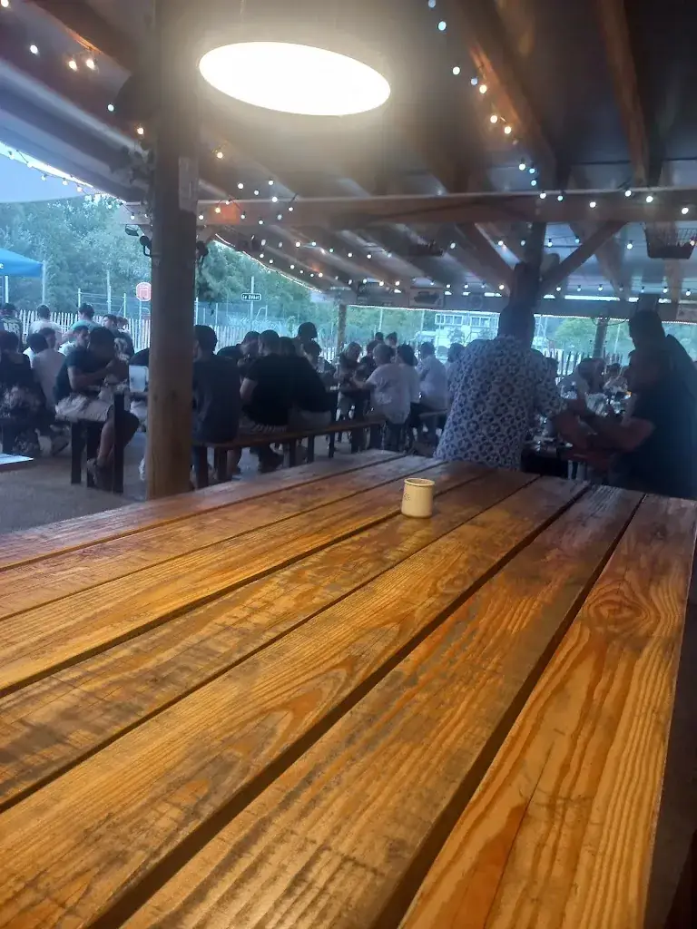 hug guh_En Avant Guinguette Marsac sur l'Isle 24_Marsac-sur-l'Isle_review