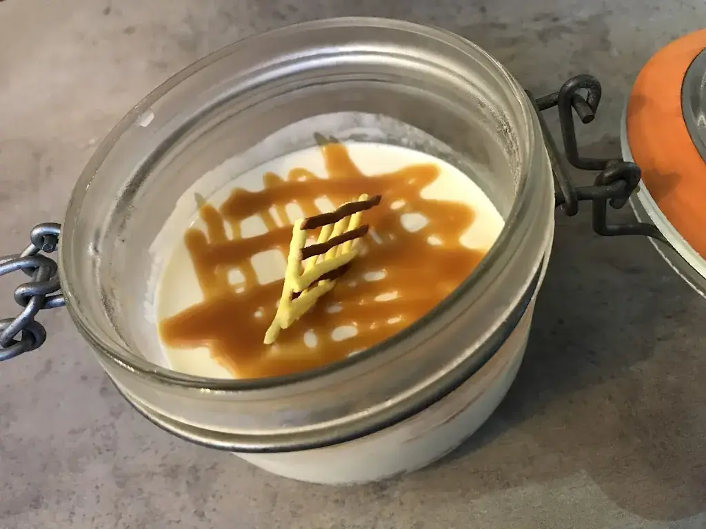 Maresa Wickham_Au Pique Assiette_Arcachon_review