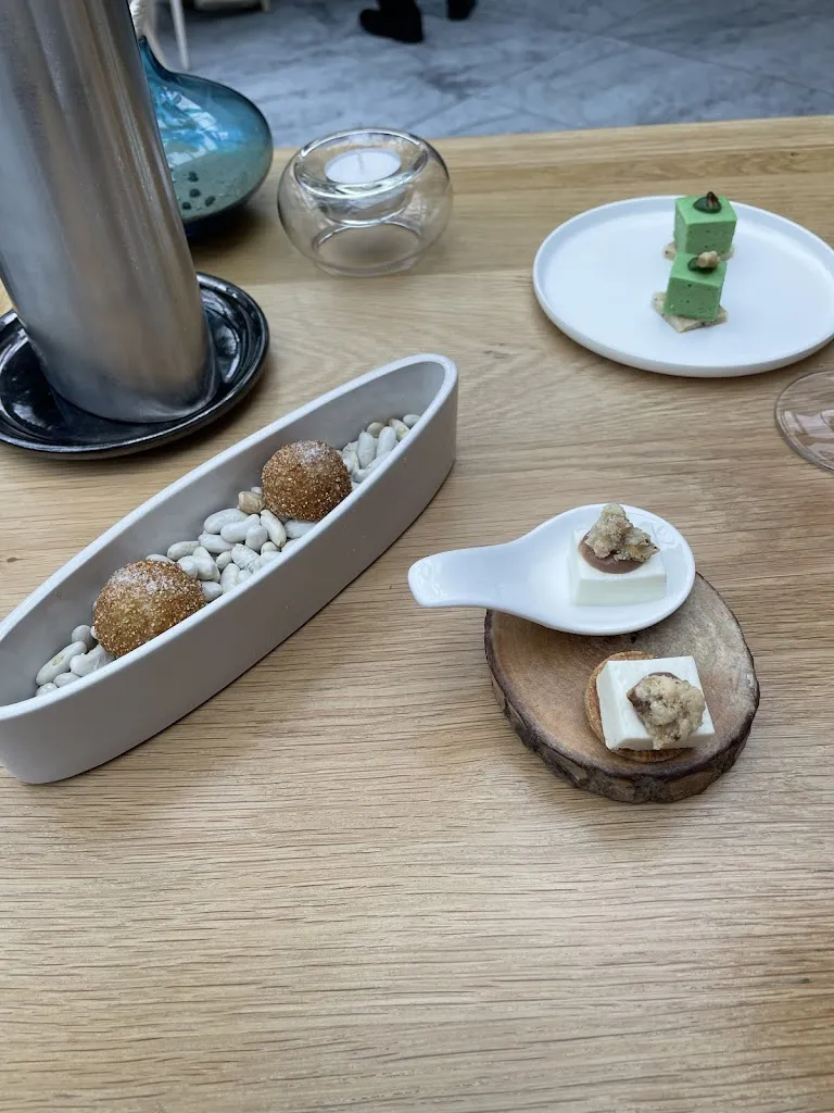 Estelle Levacher_Le Patio_Arcachon_review