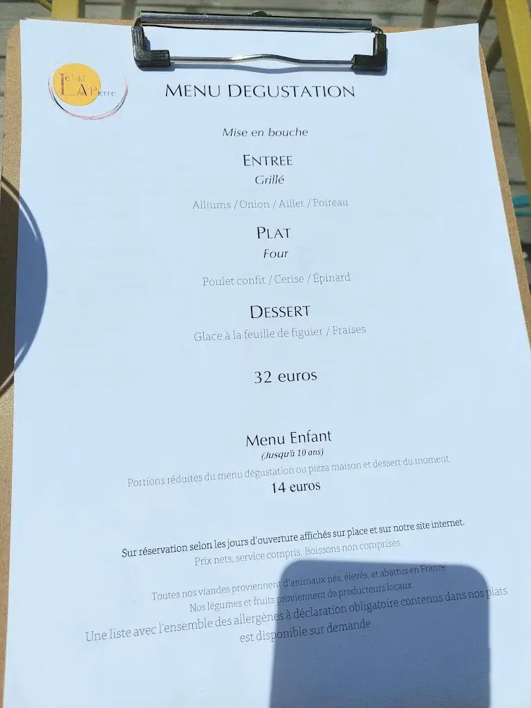 Menu_LE NID DANS LA PIERRE_Rocles_image_2