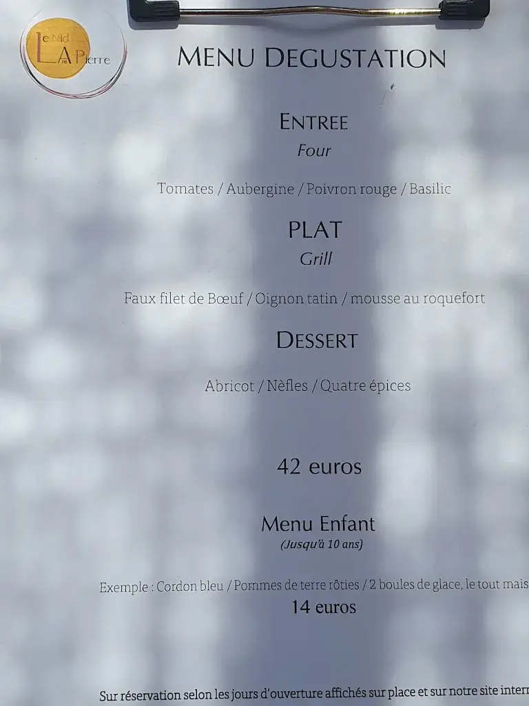 Menu_LE NID DANS LA PIERRE_Rocles_image_3