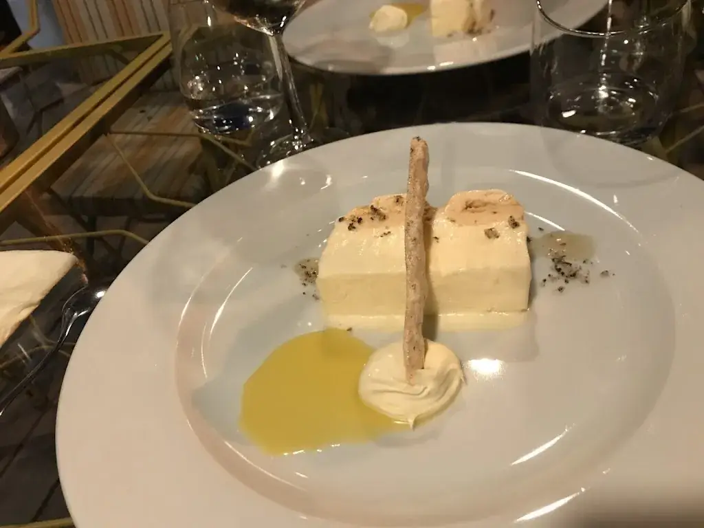 Menu_LE NID DANS LA PIERRE_Rocles_image_6