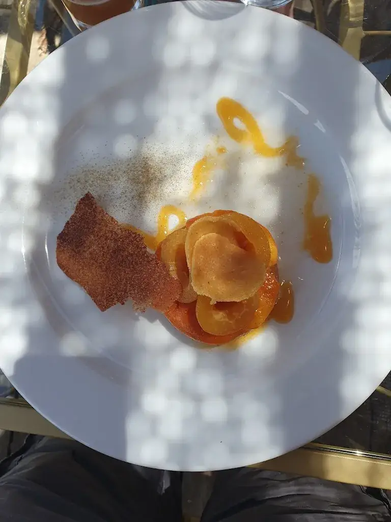 Menu_LE NID DANS LA PIERRE_Rocles_image_7