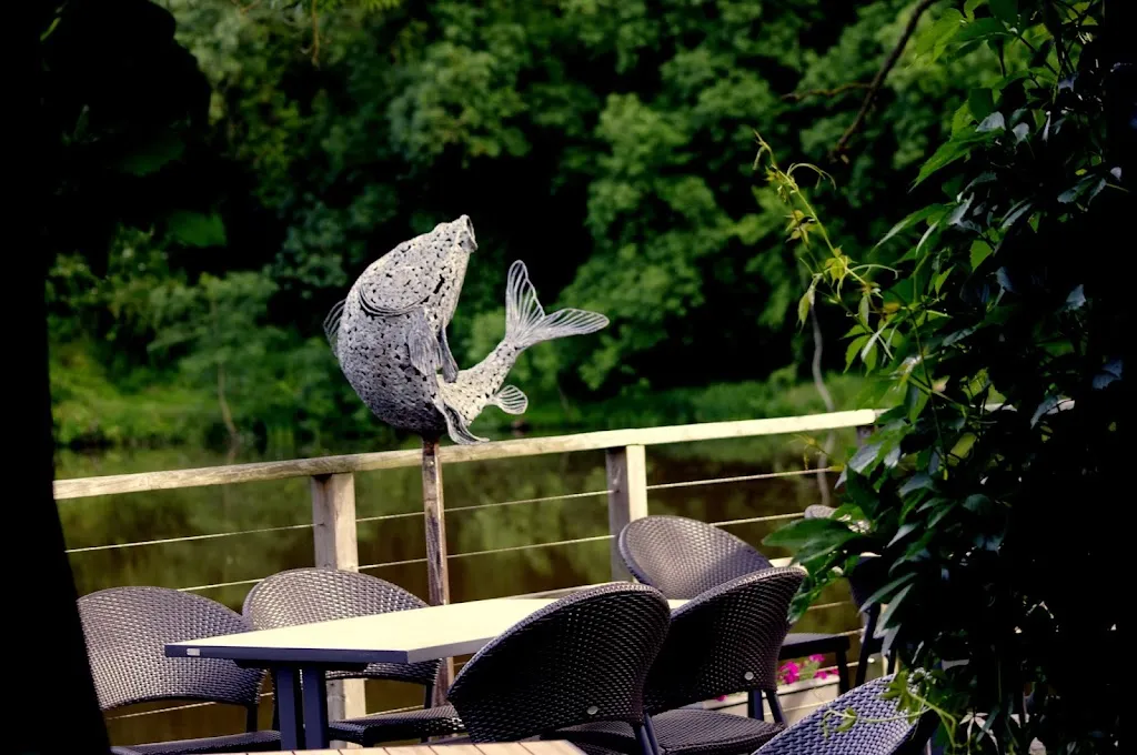 Restaurant Le Lac d'Hautibus restaurant in Argentonnay