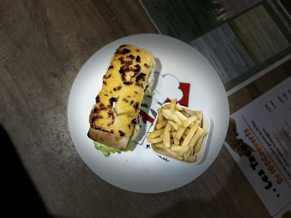 100 Couverts restaurant in Argentonnay