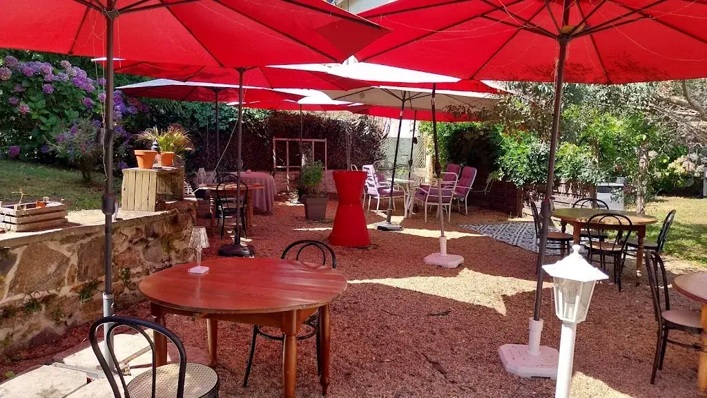 le 7 pompadour_Saint-Sornin-Lavolps_slider_image_2