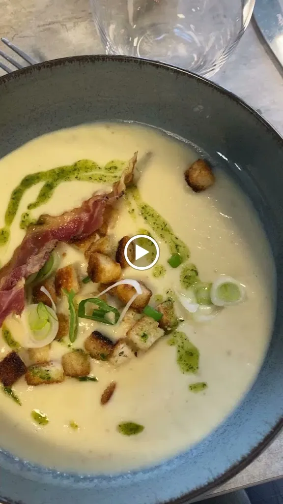 La Pie René_Morlanne_slider_image_2