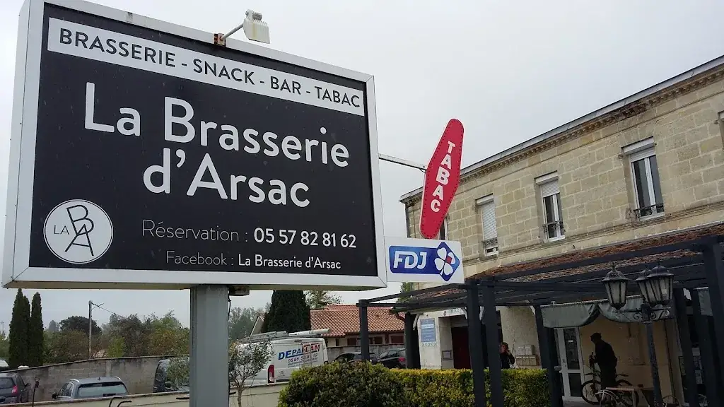 Gérard Farvacque_bar tabac d arsac_Arsac_review