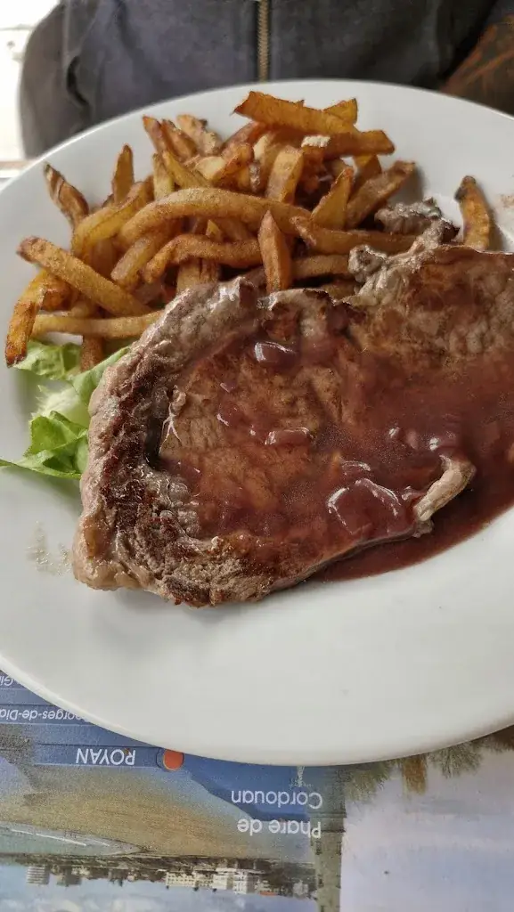 HL Pascale_Hôtel Restaurant Chez Prisce_Arsac_review