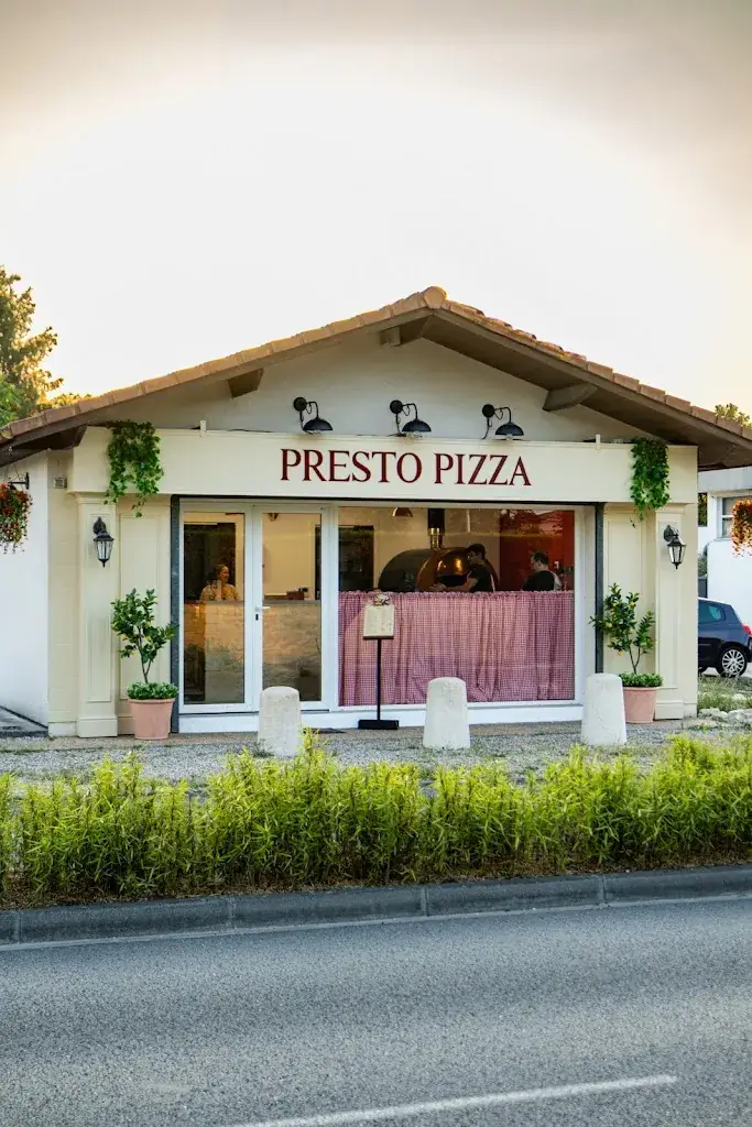 Presto Pizza Arsac restaurant in Arsac