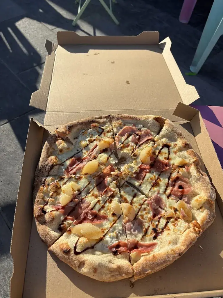 Presto Pizza Arsac_Arsac_slider_image_3