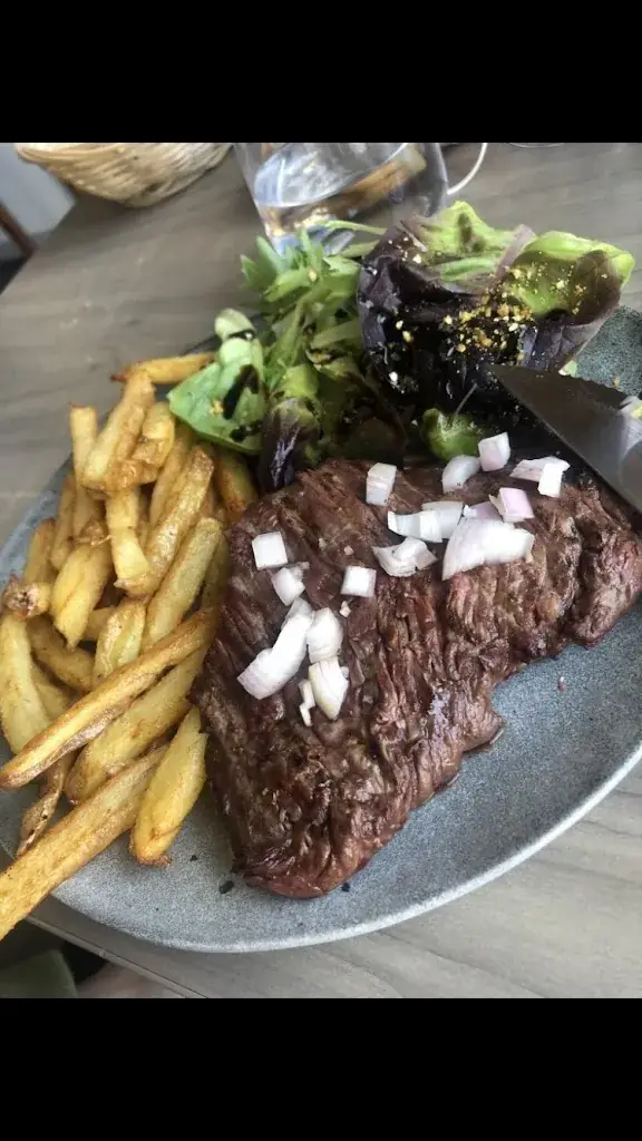 Laëtitia D_La Brasserie des Châteaux_Cantenac_recensione