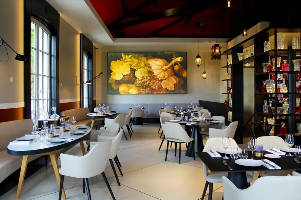 Au Marquis de Terme_Margaux_slider_image_1