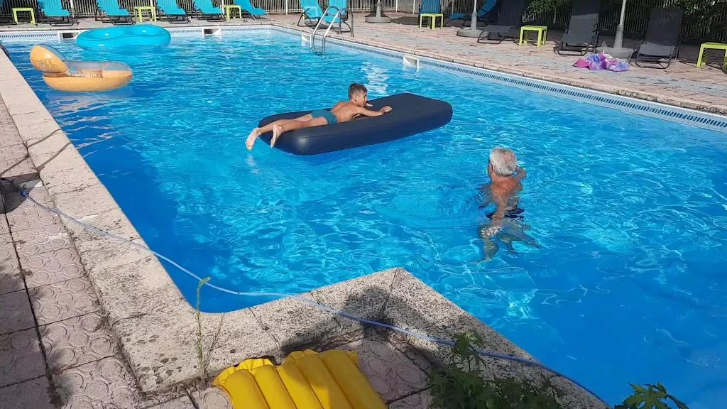 Logis Hôtel le Pont Bernet_Pian-Médoc_slider_image_2