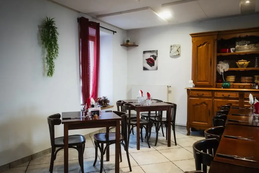 "Bar restaurant de la gare" - "Au Barjo, pizzas et burgers" restaurante en Bâthie