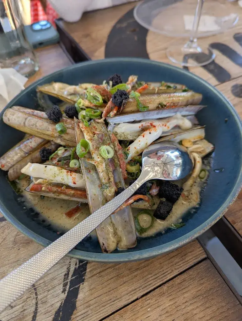 Dion Jones-Bauer_Chez Rémi - Restaurant_Ars-en-Ré_review