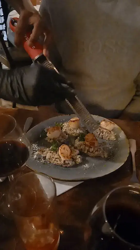 RISTORANTE ENOTECA ITALIANA_Ars-en-Ré_slider_image_2