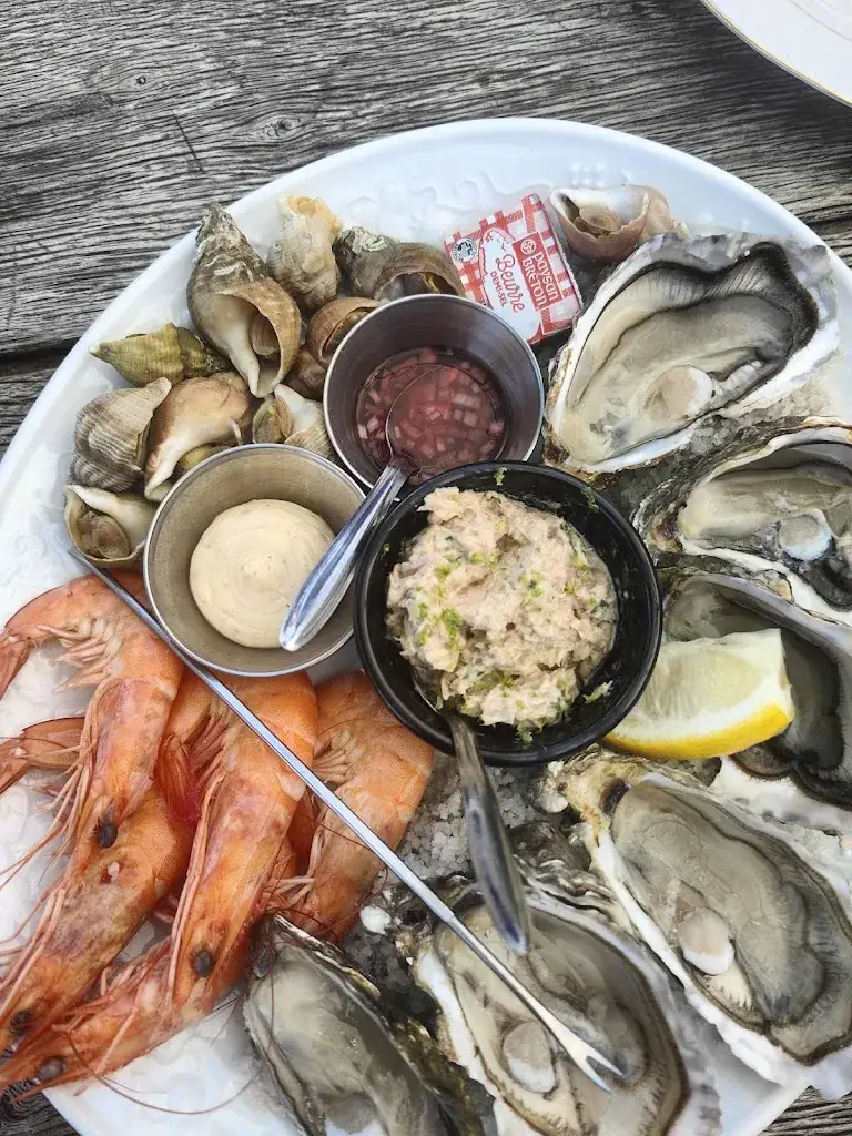 Heather Shuker_Cabane du Boutillon_Ars-en-Ré_review