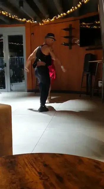 WINEFIZZ Bar & Restaurant_Biolle_slider_image_2