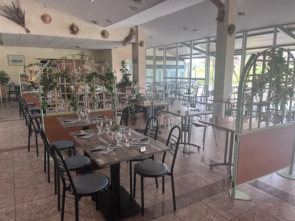 Le Kitch_Artix_slider_image_1