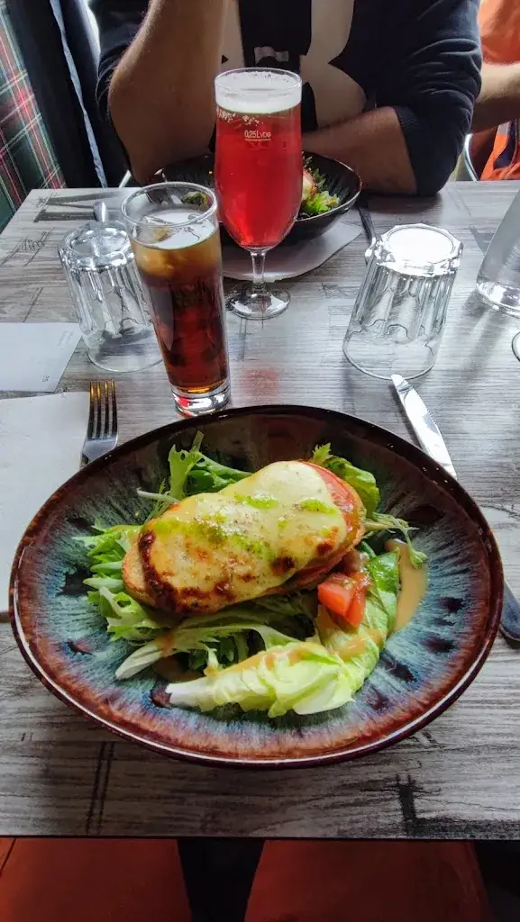 Nicolas Dejean_Le Papa Rock_Artigues-près-Bordeaux_review