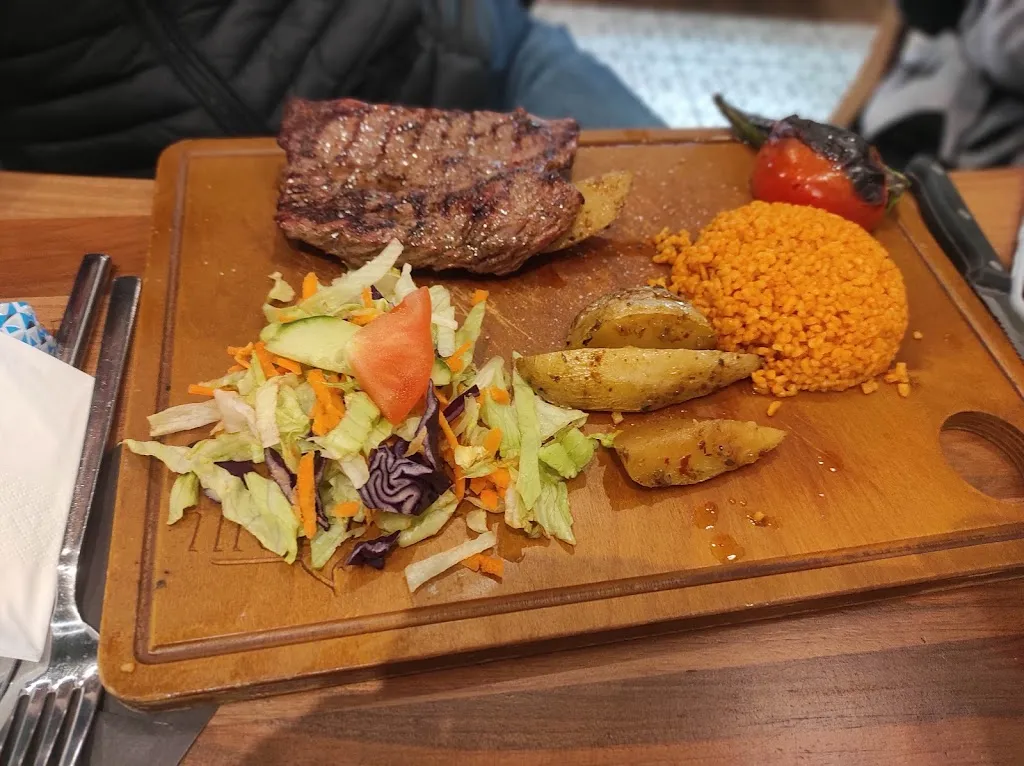 Menu_Istanbul Grill, L'Isle-d'Abeau_L'Isle-d'Abeau_image_2