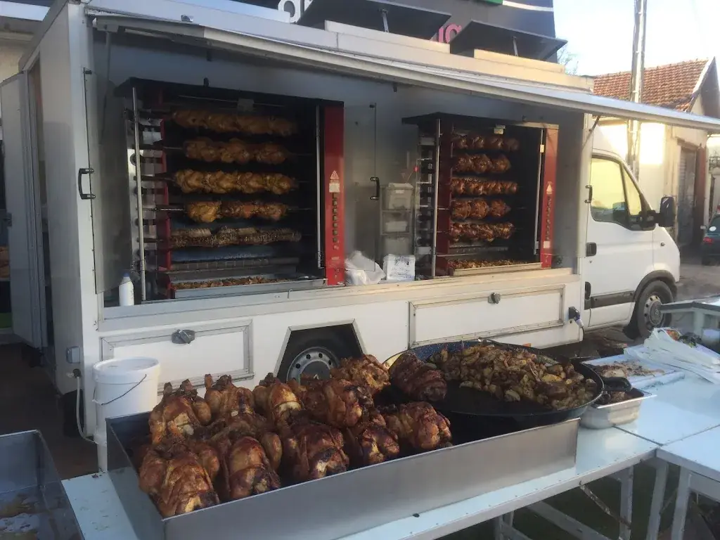 Rôtisserie LOPES restaurant in Artigues-près-Bordeaux