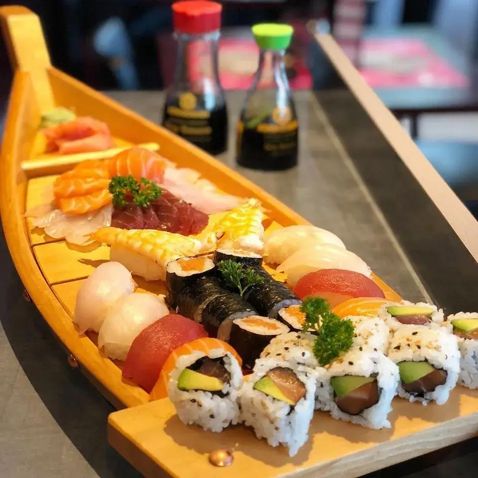 Yoshi Toshi_Yvrac_slider_image_3