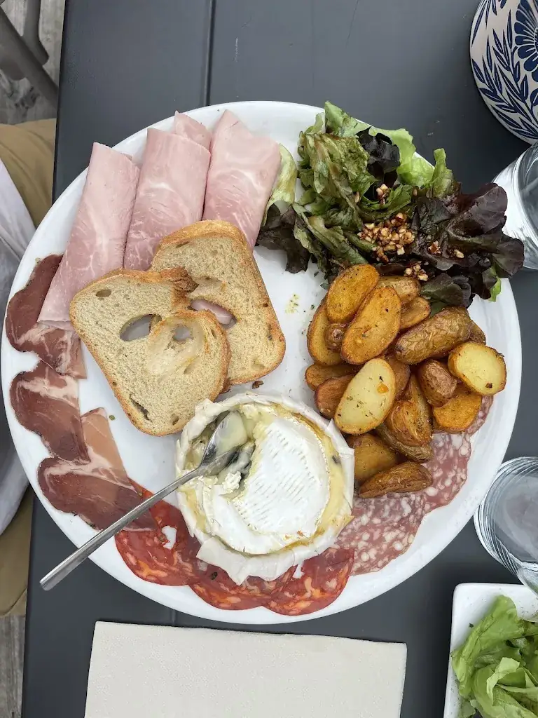 Marc Lemonnier_Au petit bonheur_Arudy_review