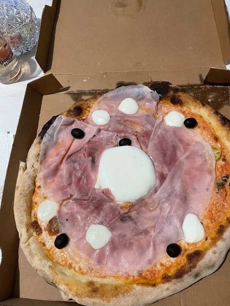 Léa bgz_Pizzeria Angelo_L'Isle-d'Abeau_review