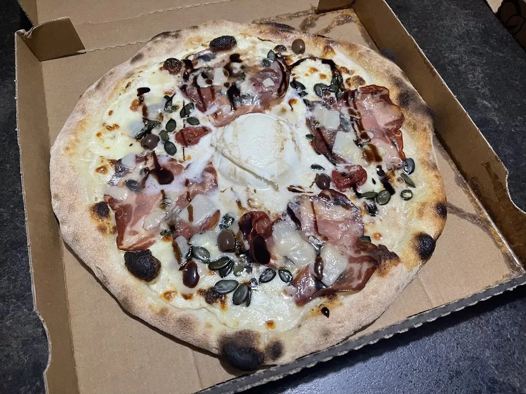 Greg LAG_Pizzeria Angelo_L'Isle-d'Abeau_review