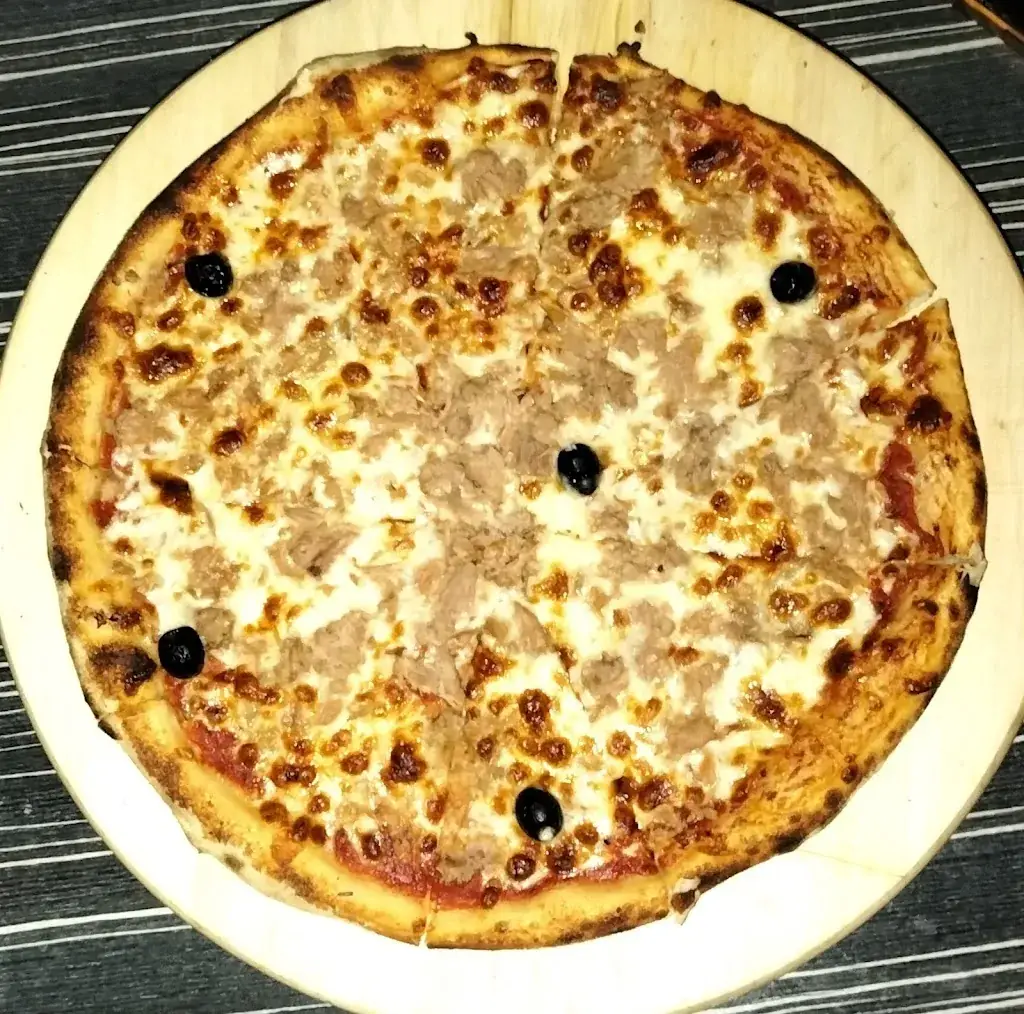 Menu_Pizzeria DELIZIA_L'Isle-d'Abeau_image_8