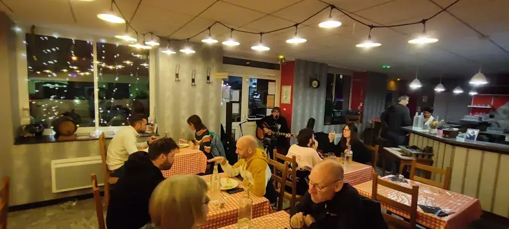 Les Copains d'abord restaurante en Louvie-Juzon