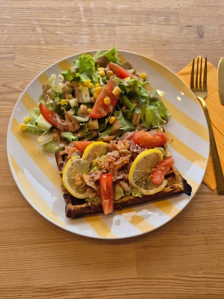 Les Copines d'abord_Arudy_slider_image_3