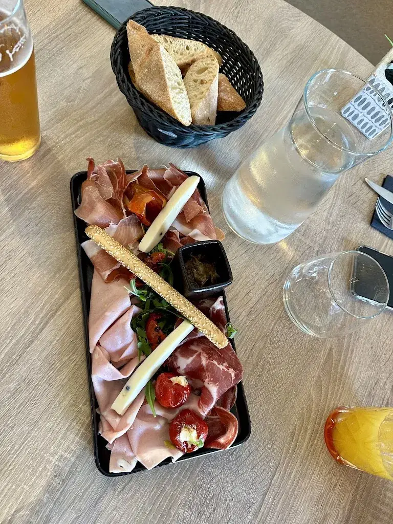 Loren C_Les Jardins de l'Estran_Tremblade_review